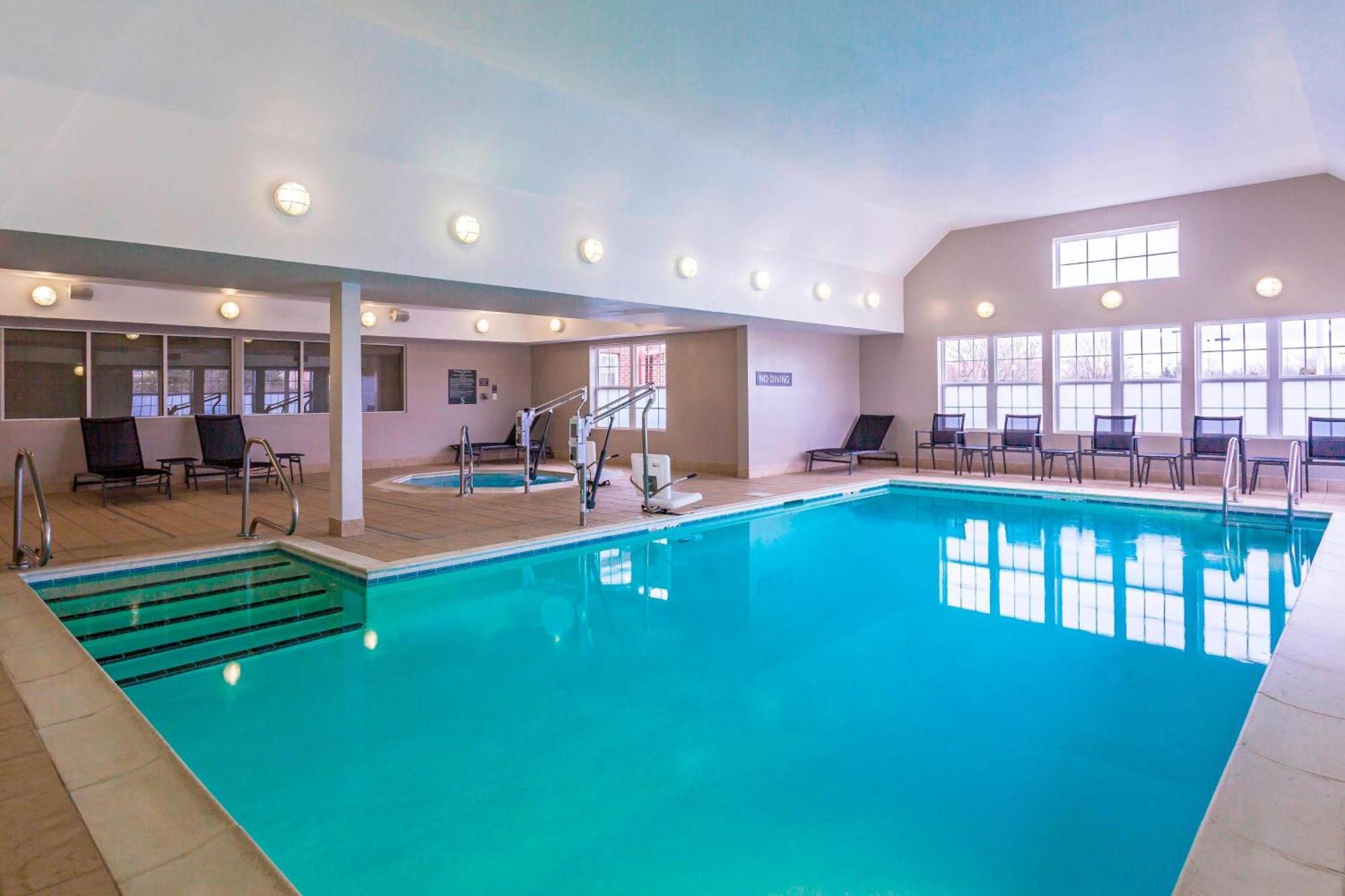 Residence Inn Louisville Northeast Esterno foto